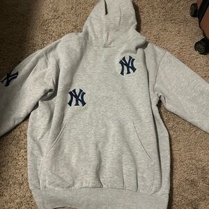 Yankees hoodie